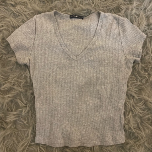 Brandy Melville Tops - Simple Grey Brandy Top! 💿🤍💰
